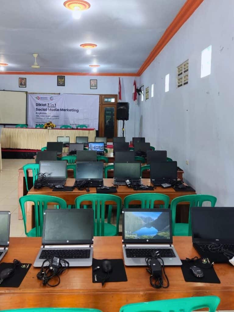 rental laptop surabaya