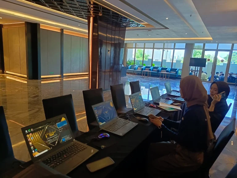 Mengoptimalkan Produktivitas Perusahaan dengan Sewa Laptop