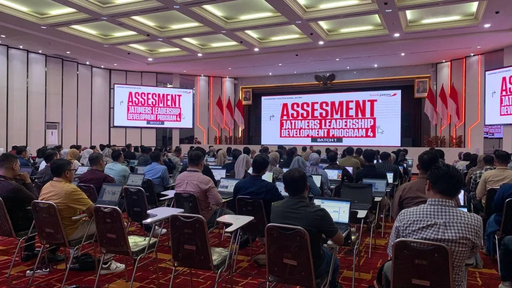 Sewa Laptop Surabaya: Praktis & Bebas Depresiasi